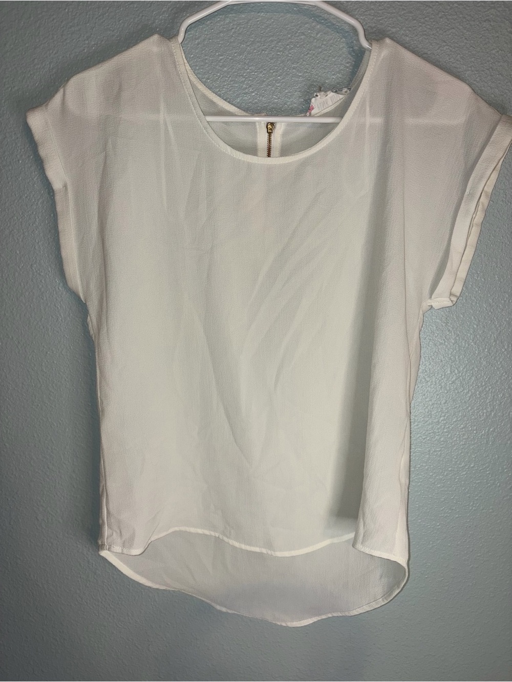 Pink Rose White Short-Sleeve Chiffon Blouse